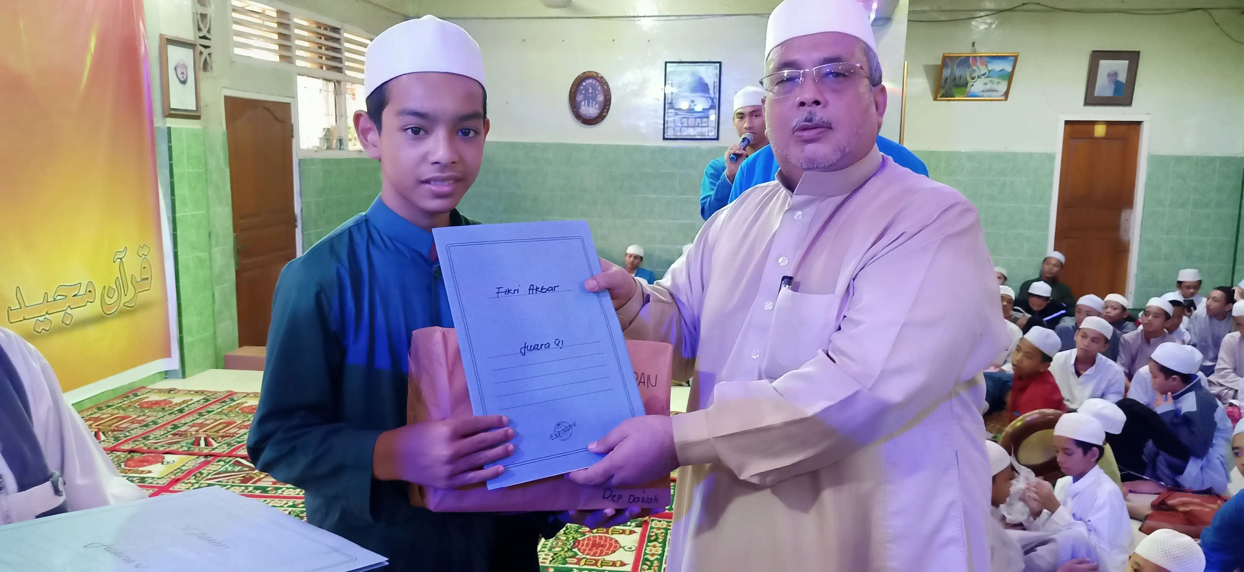 Pembagian Hadiah 106